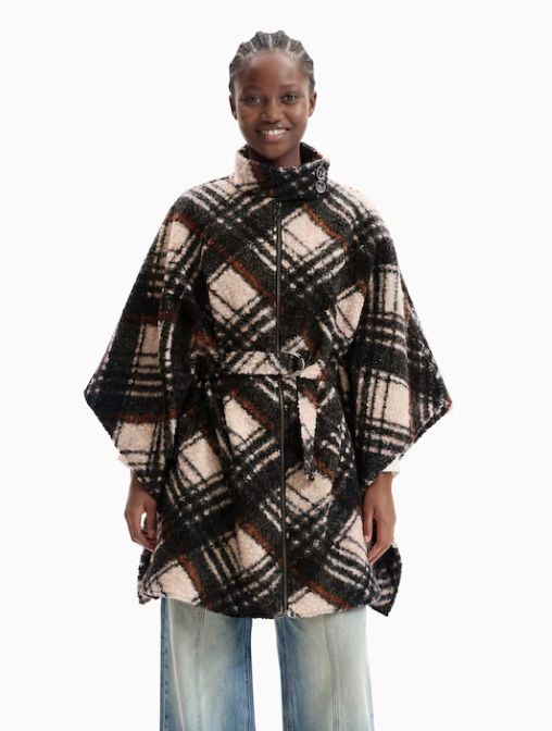 DESIGUAL # PONCHO ALDAMA DESIGUAL # PONCHO ALDAMA
