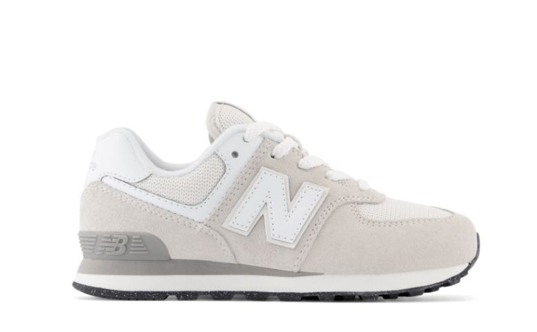 NEW BALANCE # 574 BEIGE NEW BALANCE # 574 BEIGE
