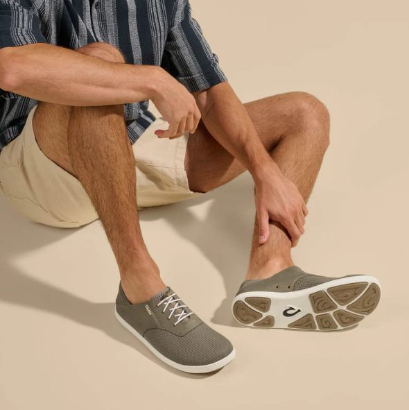 OLUKAI # NOHEA MOKU CLAY/TAPA