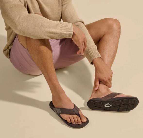 OLUKAI # TUAHINE DK WOOD