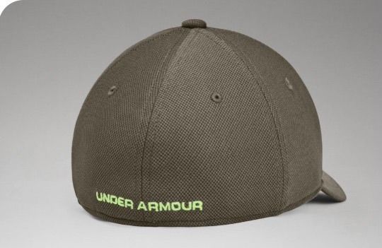 UNDER ARMOUR # BLITZING 3.0