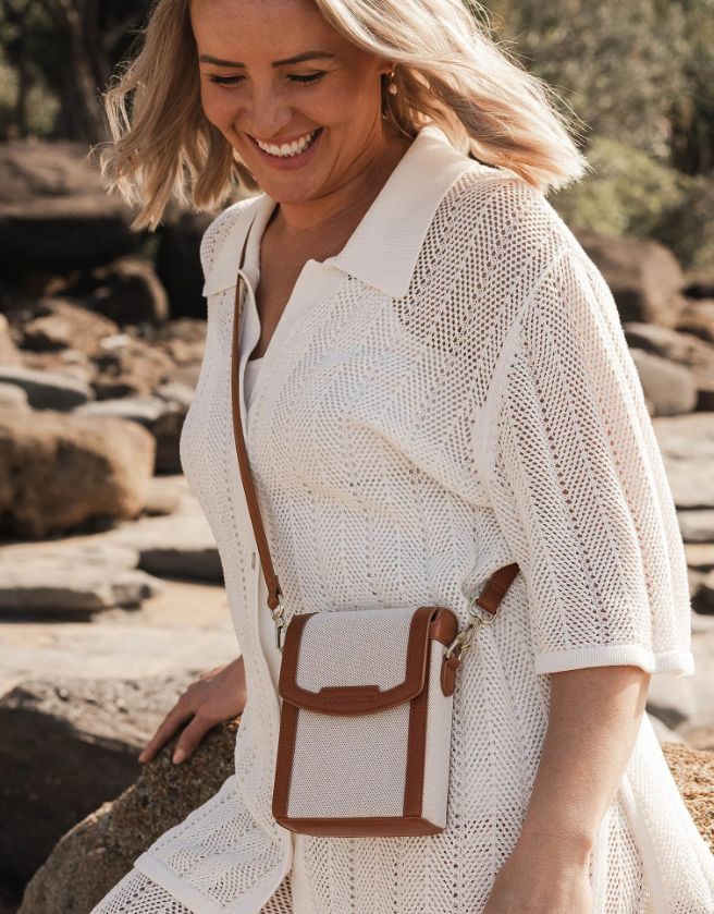 LOUENHIDE # YOKO CANVAS PHONE BAG