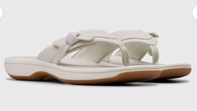 CLARKS #BREEZE DALIA OFF WHITE