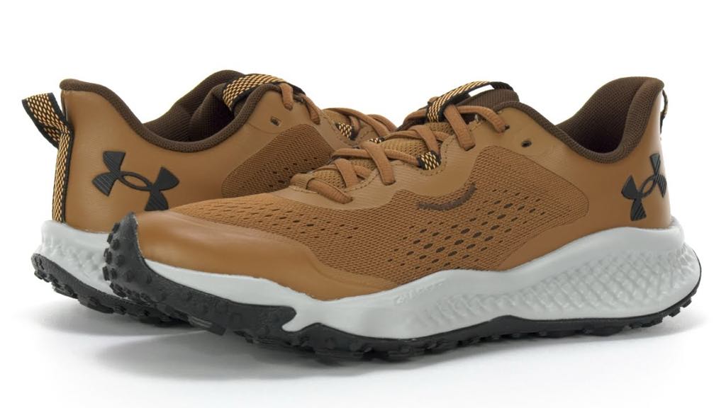 UNDER ARMOUR # CHARGED MAVEN TRAIL