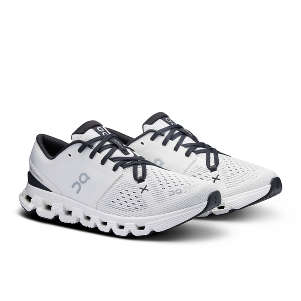 ON # CLOUD X 4 BLANC