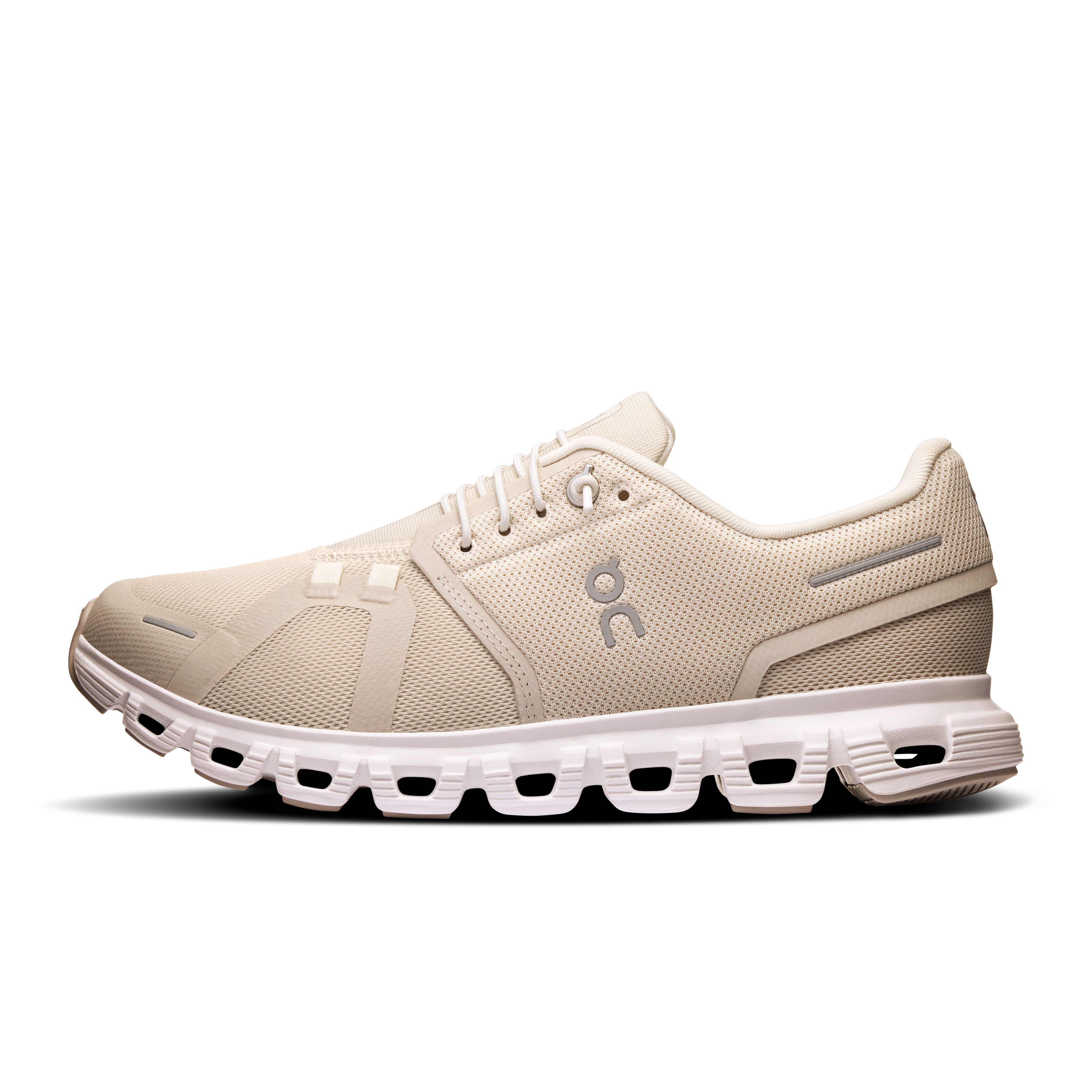 ON # CLOUD 6 PEARL/WHITE