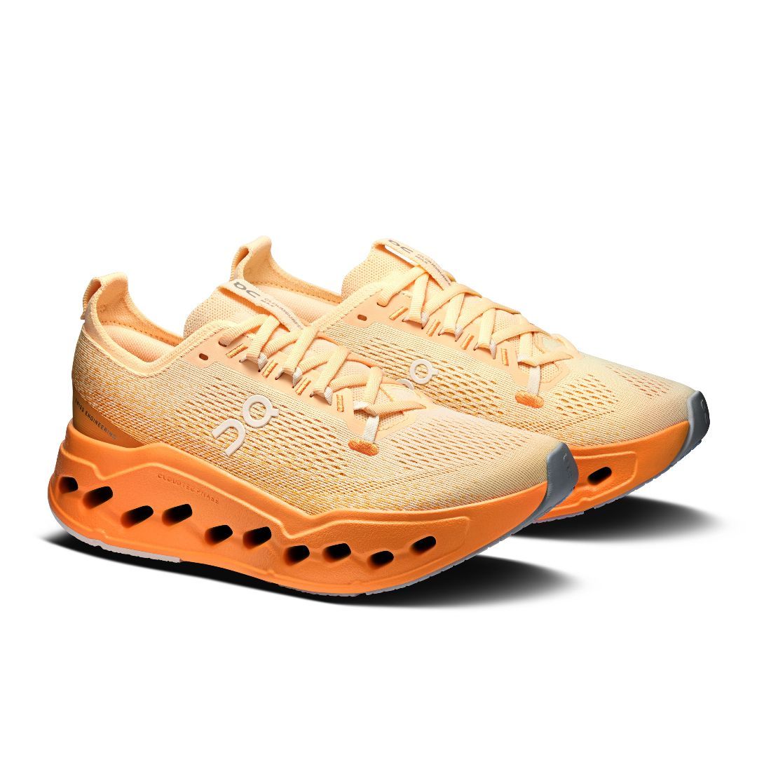 ON # CLOUDSURFER SQUASH /SAFFRON
