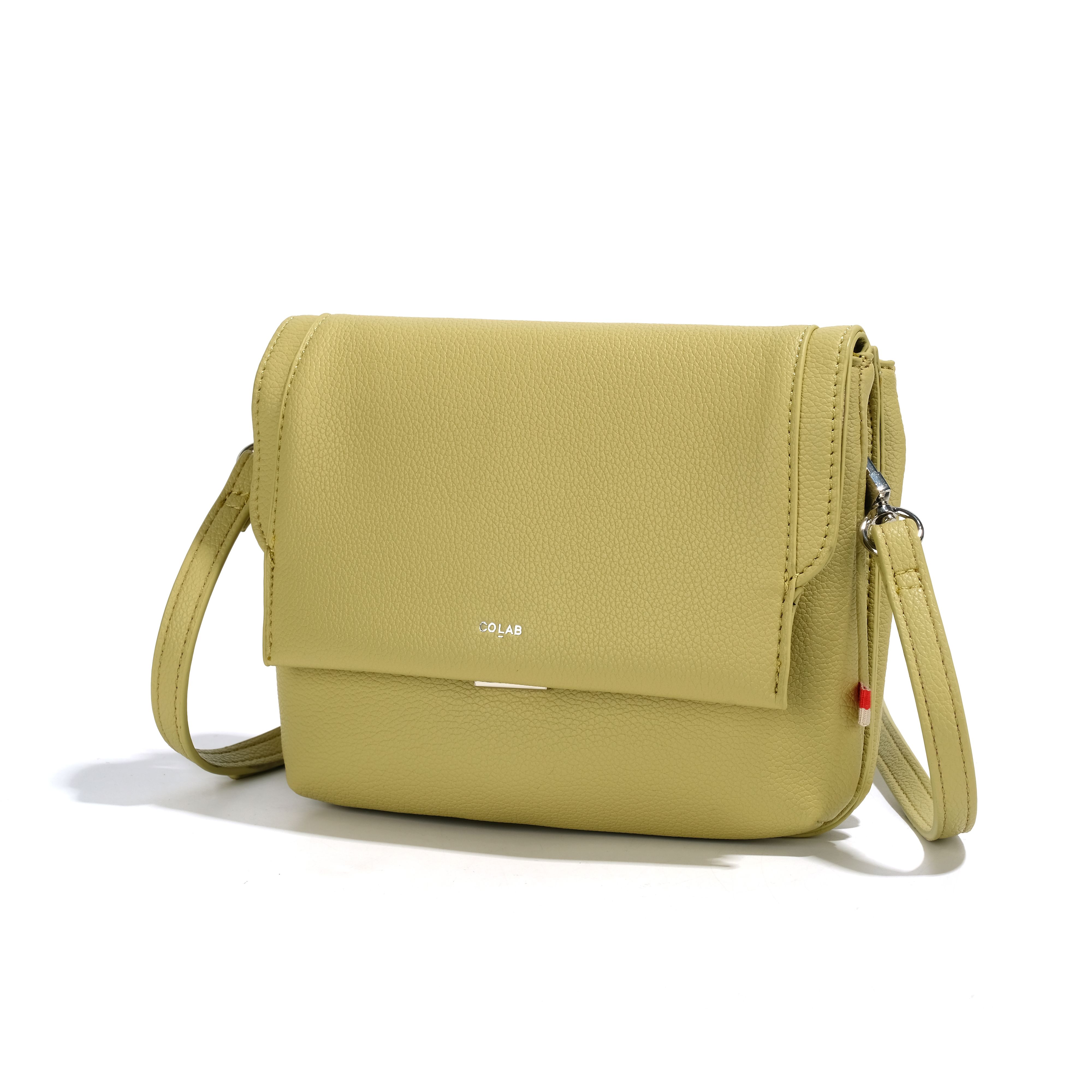 COLAB #7032 SAC BANDOULIERE