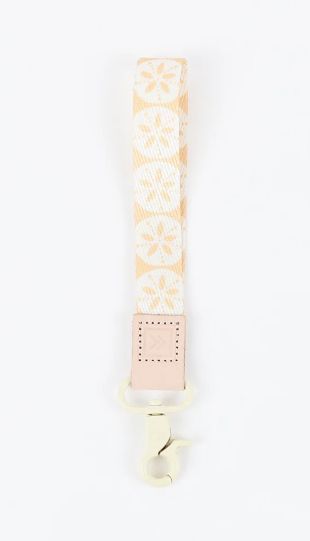 THREAD # WRIST LANYARD SAND DOLLAR