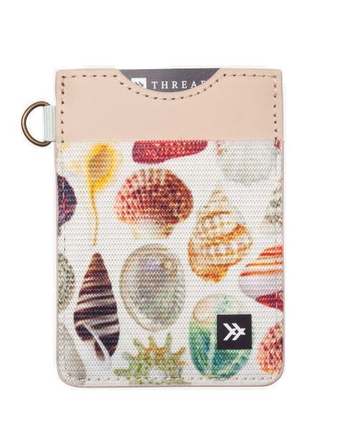 THREAD # VERTICAL WALLET SHORELINE