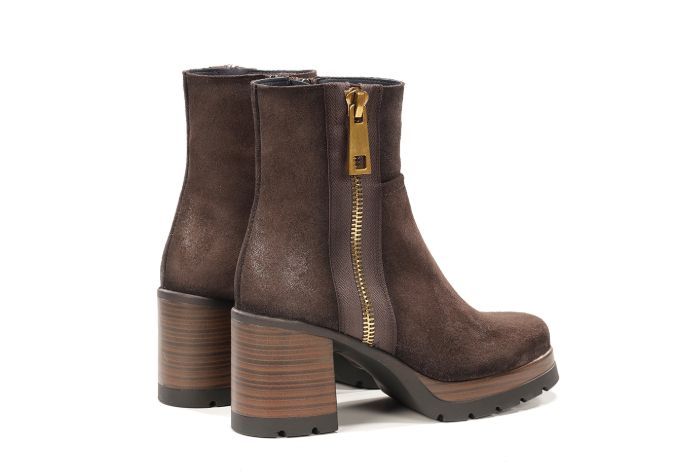 DORKING # SAFE MARRON
