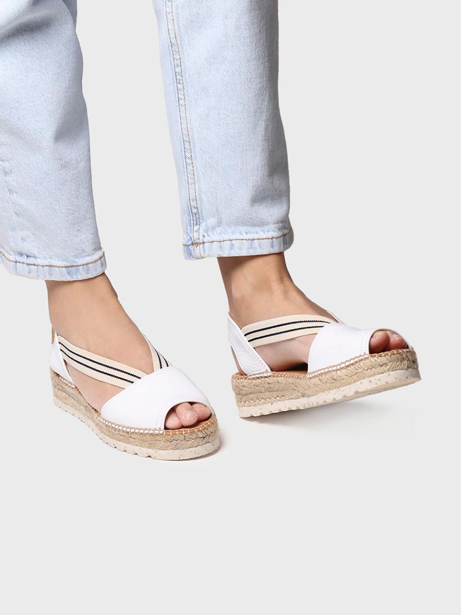 TONI PONS # ESTEL BLANC