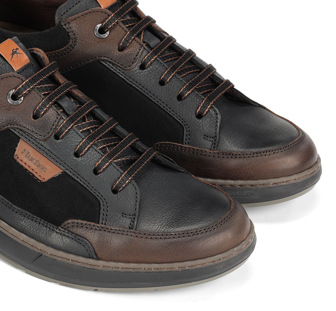 FLUCHOS # JEFF NOIR