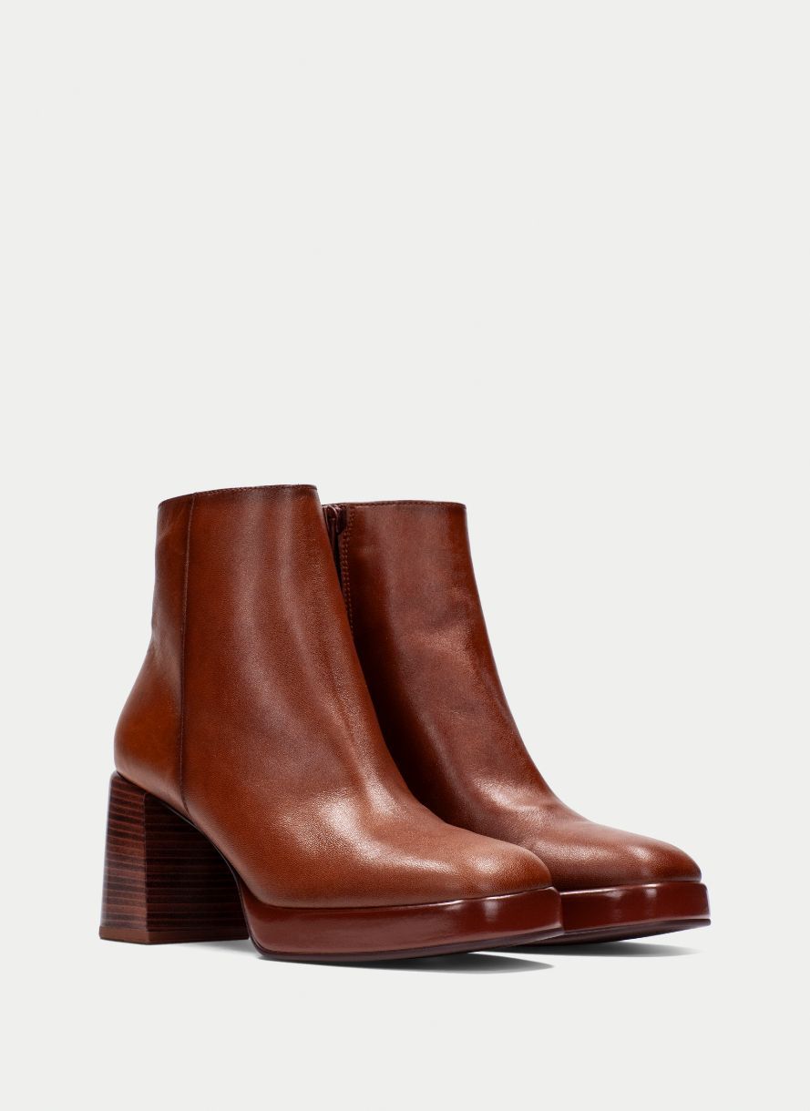 HISPANITAS # TOKIO TAN