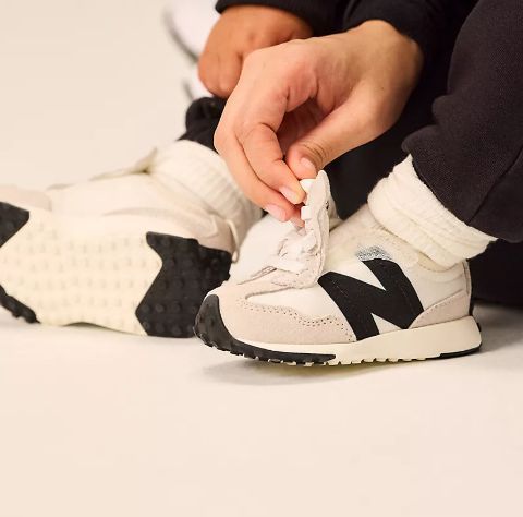 NEW BALANCE # 327 MINI BLANC/NOIR