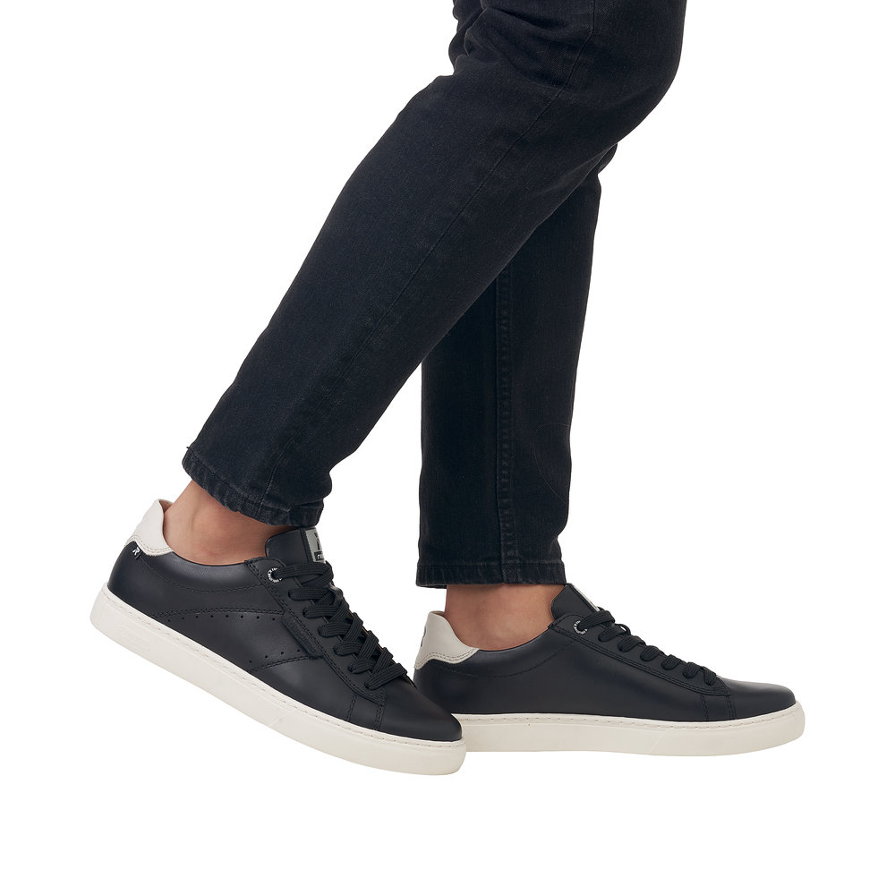 REVOLUTION# U0704-00 NOIR