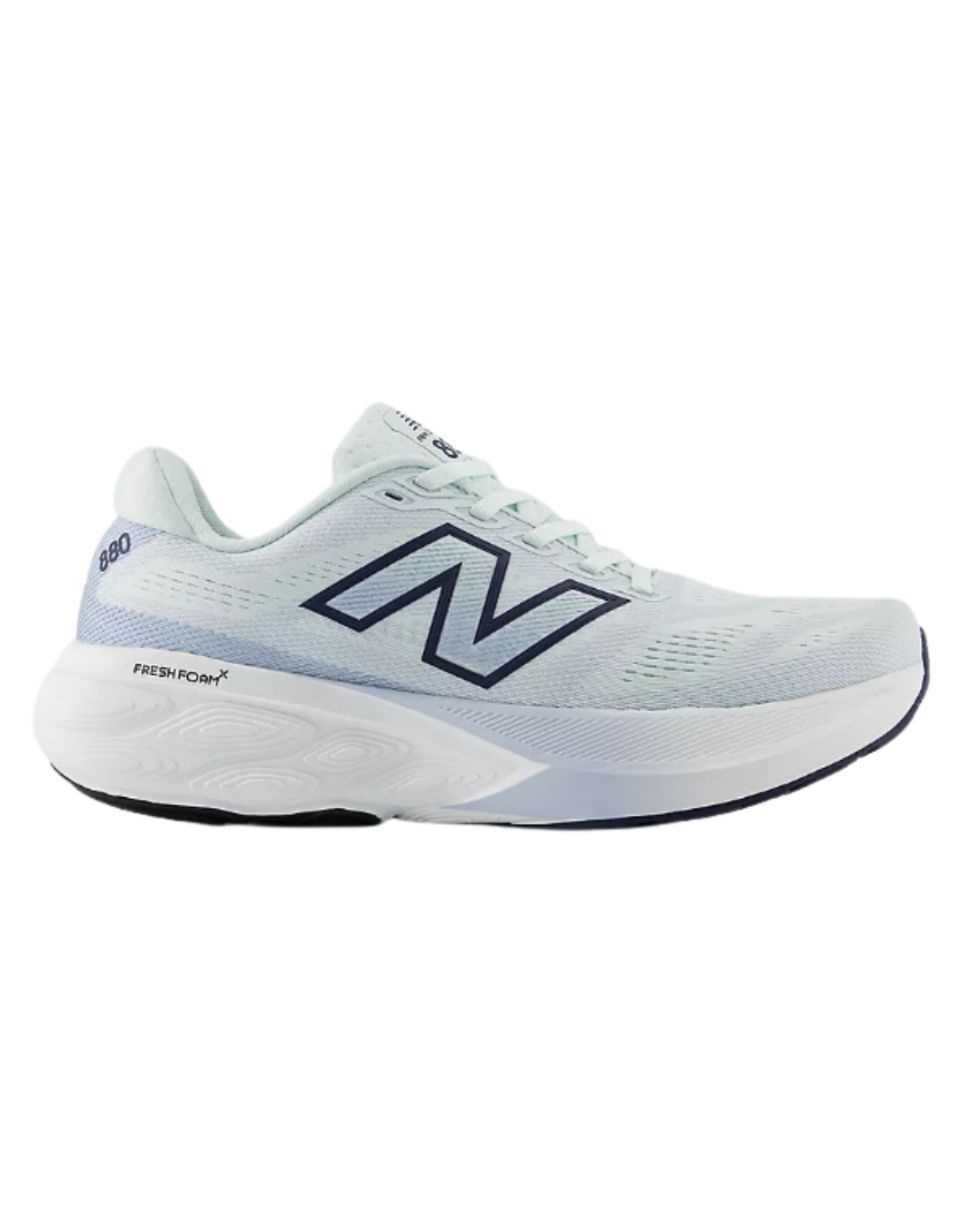 NEW BALANCE # 880 BLEU AQUA