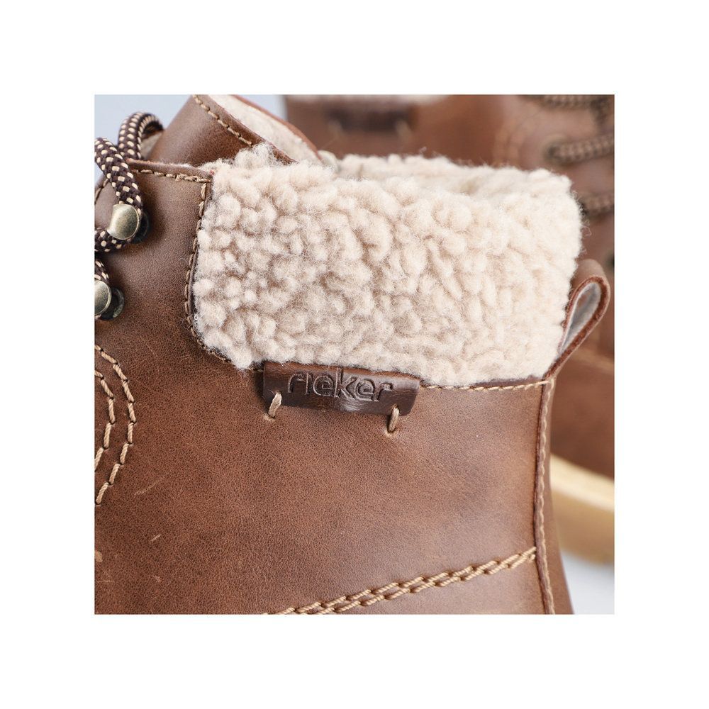 RIEKER # Y8118-22 TAN